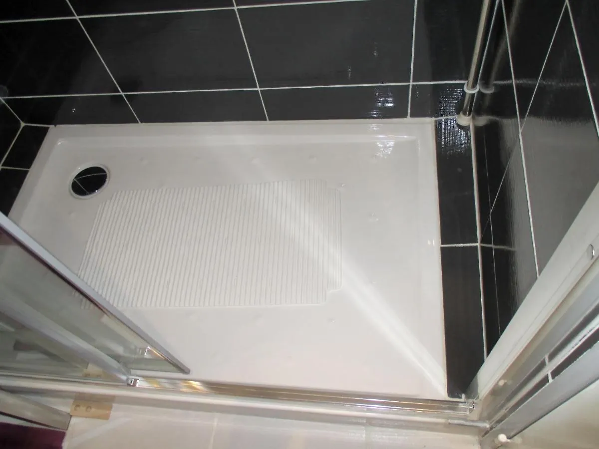 Studio Charmant Avec Vue Mer A Antibes 30M² + Balcon 0*,