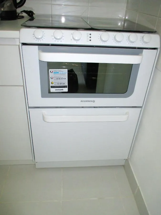 Apartment Studio Charmant Avec Vue Mer A Antibes 30M² + Balcon